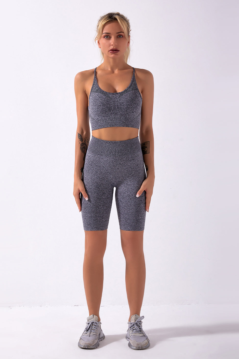Motion Seamless Short