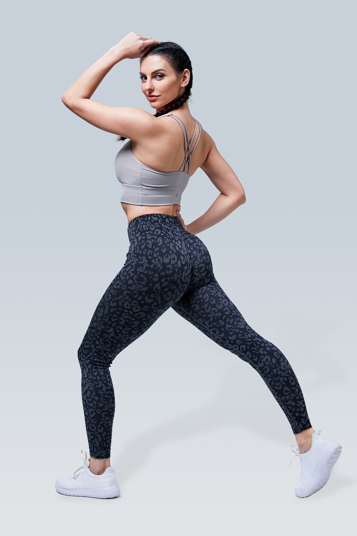 Wild Booty Lifting Seamless Scrunch Legging