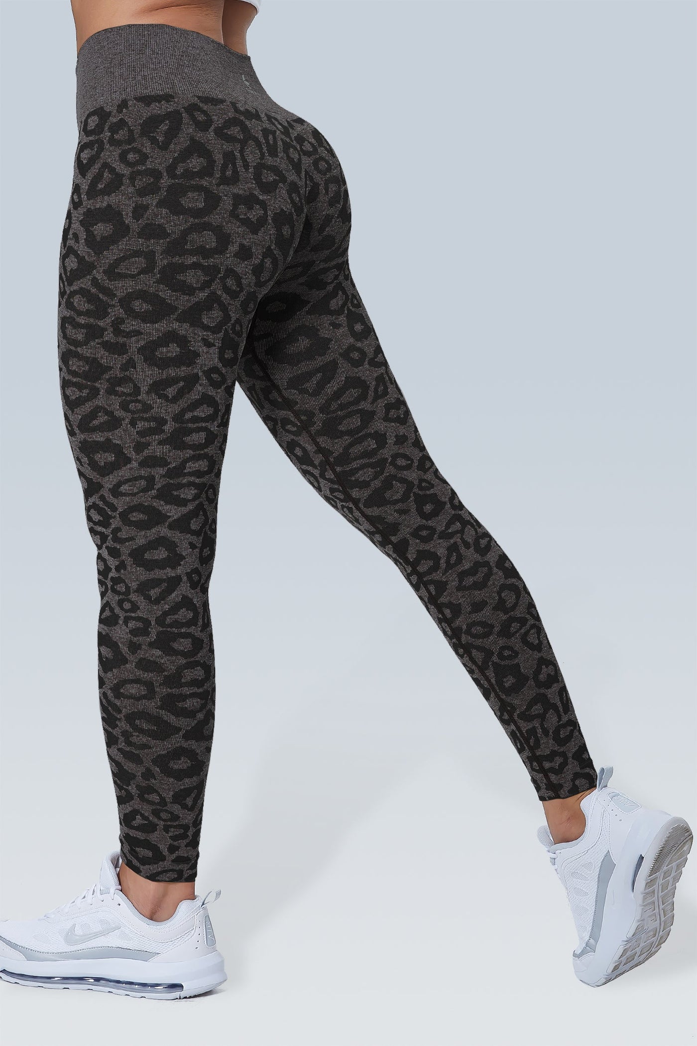 Wild Booty Lifting Seamless Legging