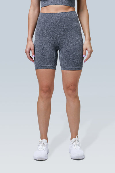 Essence Seamless Short